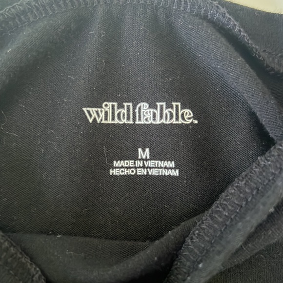 black crop - Picture 2 of 2